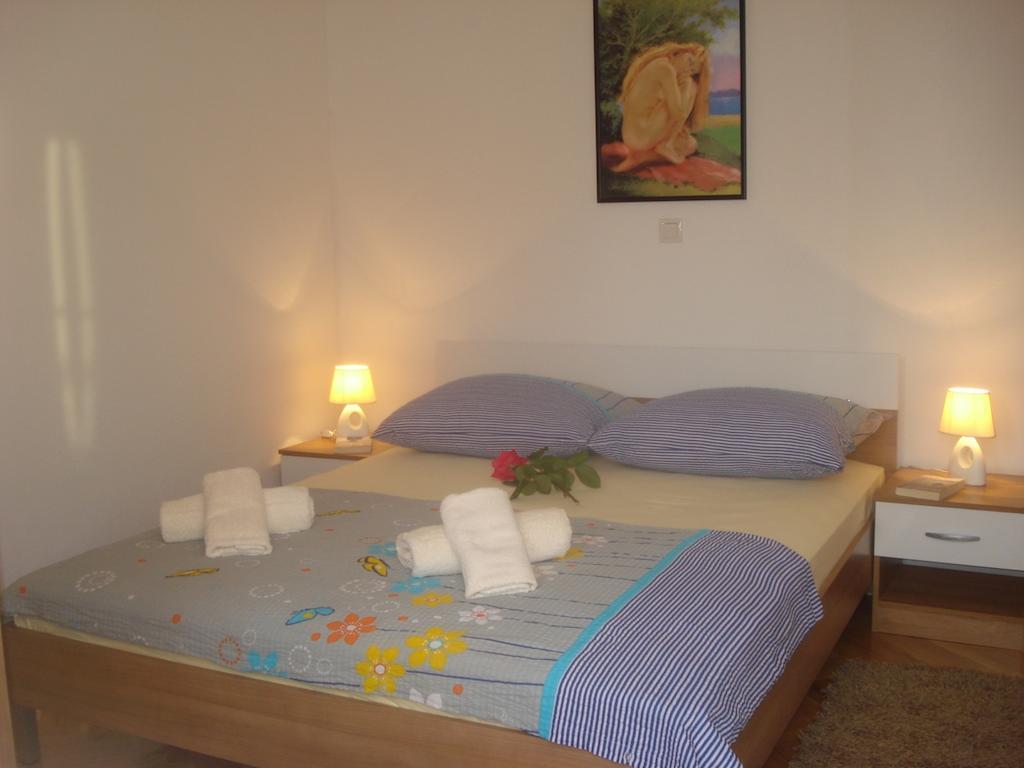 Apartments Dalmacija Rogoznica  Phòng bức ảnh